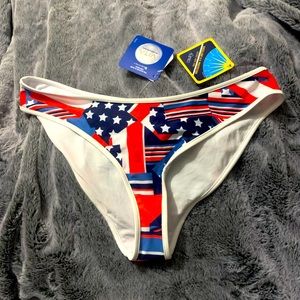 NWT Americana Fabletics Bajan hipster Bikini Bottom size M Patchwork Pride
